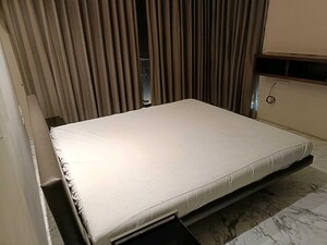 Bedroom in 4 BHK Apartment at Kalpataru Horizon, Worli – for Sale