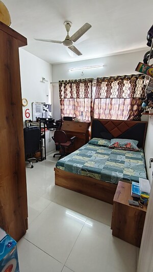Bedroom in 3 BHK Apartment at Kanakia Levels, Malad East – for Rent