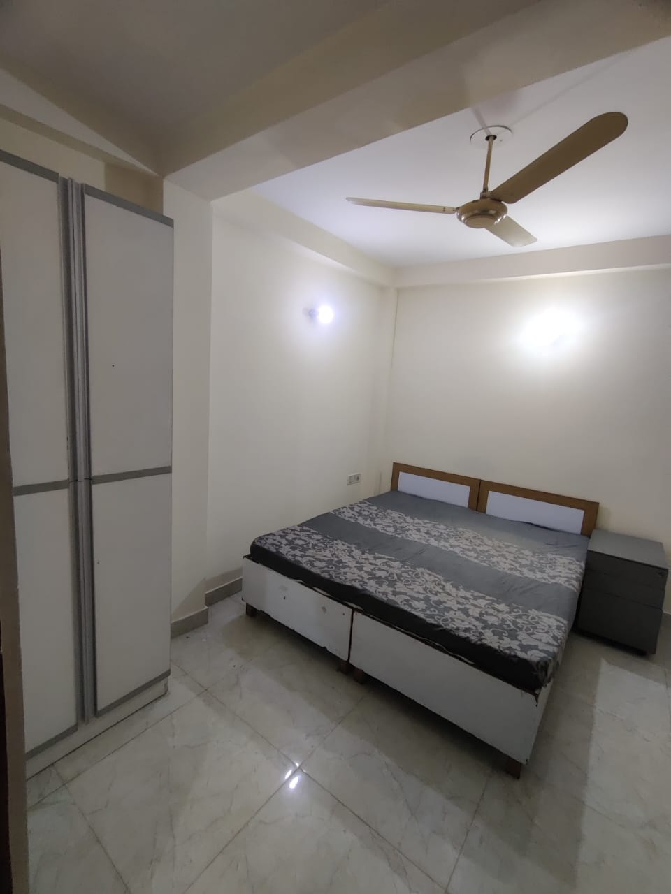 1 BHK Builder Floor For Rent in Kailash Hills