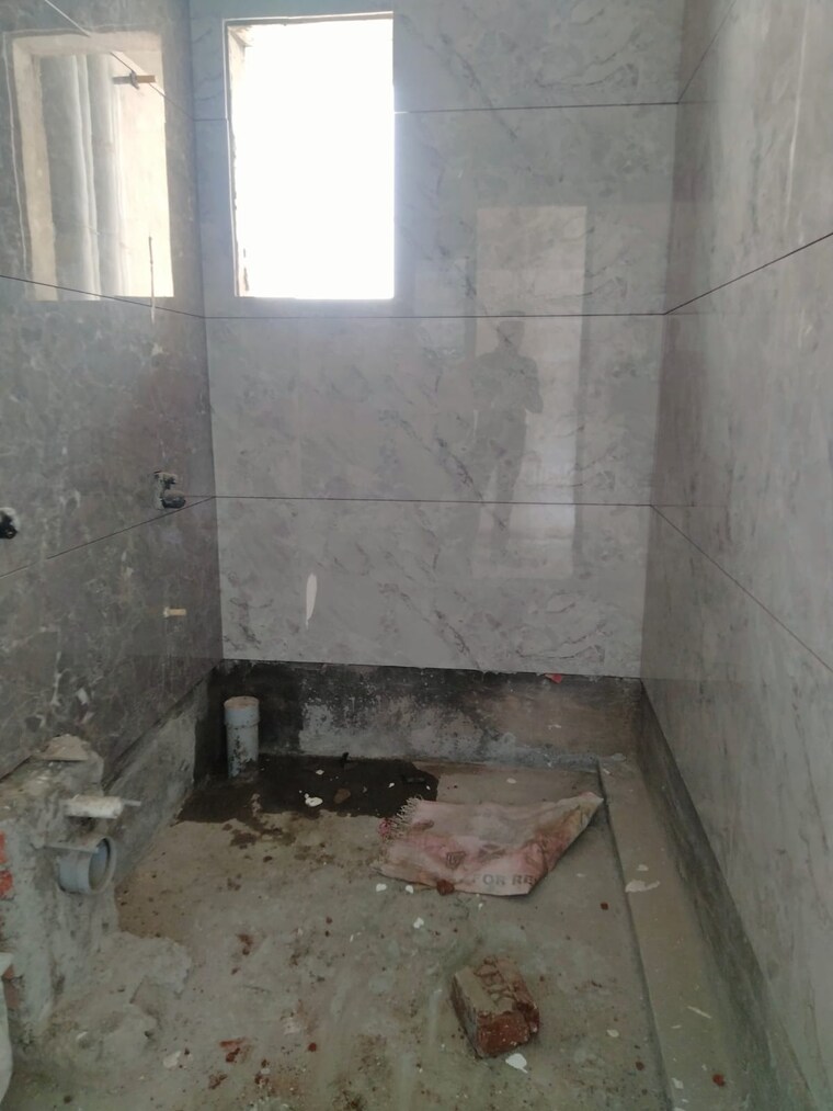 Bathroom, delta-icon 3 Bedroom 2129 Sq.Ft. Apartment In Airoli Sector 7 Navi Mumbai 9446144