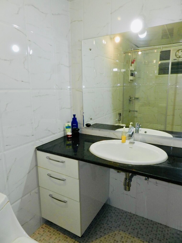 Bathroom, shriram-summitt 2.5 Bedroom 1335 Sq.Ft. Apartment In Electronic City Phase I Bangalore 9446199