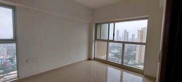 Room in 4 BHK Apartment at Lodha Primo, Parel – for Sale