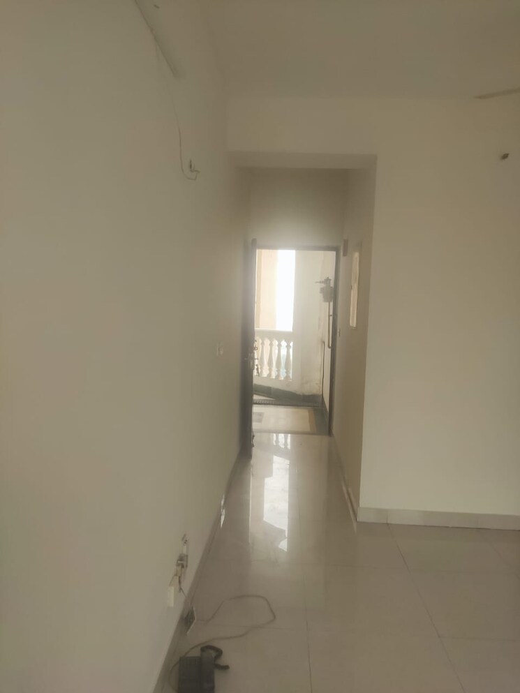 undefined, dlf-regency-park-i 2 Bedroom 1150 Sq.Ft. Apartment In Dlf Phase iv Gurgaon 9446376