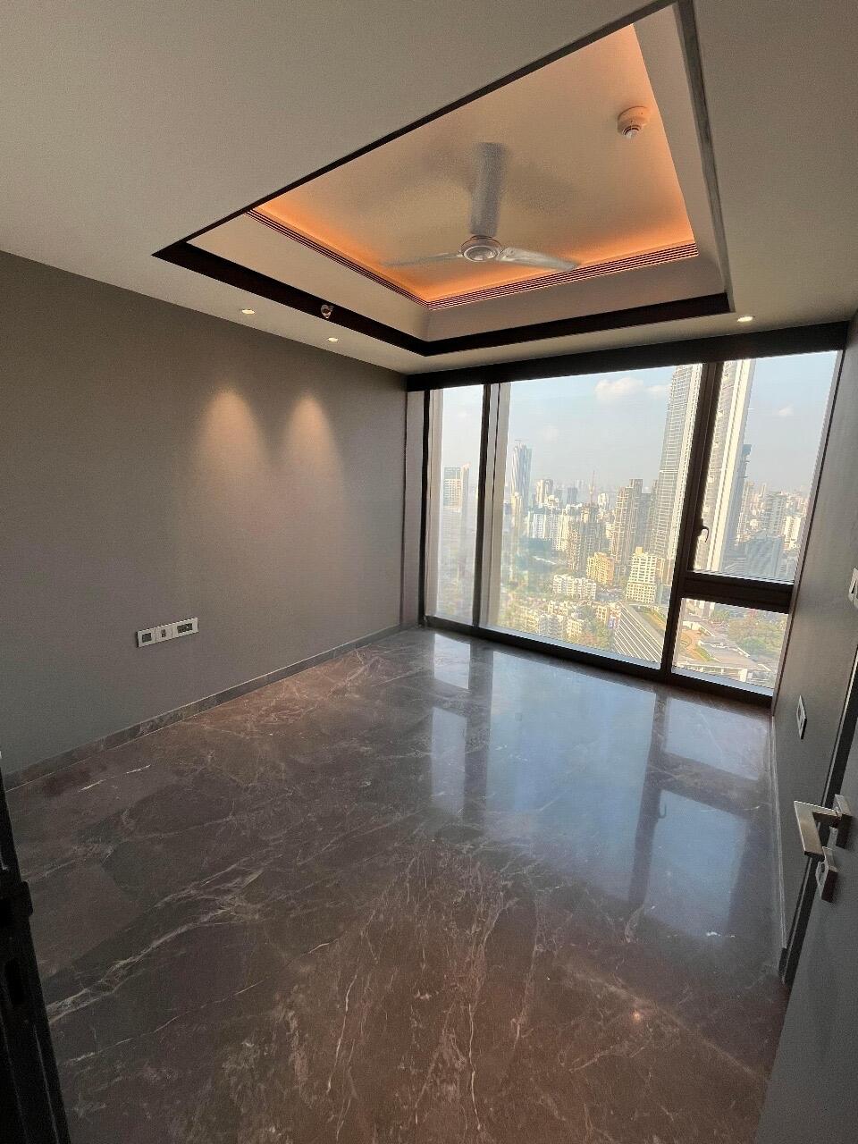 4 BHK + Servant Room Apartment For Sale in Lodha The Park Trump Tower