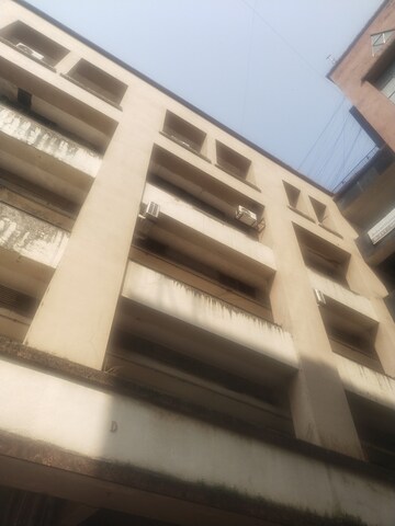  Industrial Plot For Sale in Aurum House, T.T.C. Industrial Area