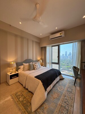 Team Area in 4 BHK Apartment at Prabhadevi – for Sale