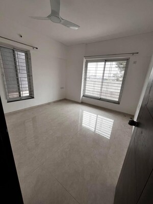 Room in 2 BHK Apartment at Mount N Glory, Kharadi – for Sale