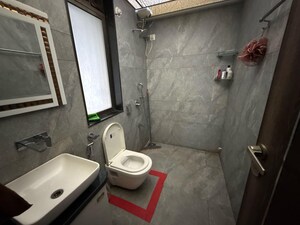 Bathroom in 3 BHK Apartment at Lucent Fressia Ranibello, Malad East – for Sale