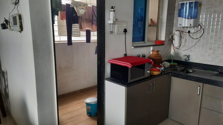 Kitchen, vihana-mitribute-homes 3 Bedroom 1300 Sq.Ft. Apartment In Mundhwa Pune 9446716