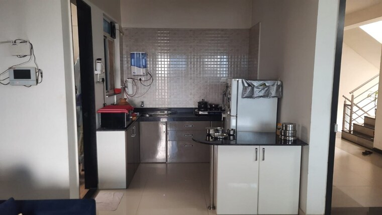 Kitchen, vihana-mitribute-homes 3 Bedroom 1300 Sq.Ft. Apartment In Mundhwa Pune 9446716