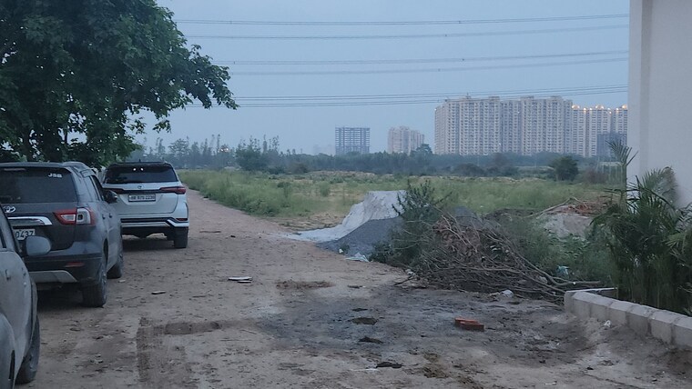 undefined, sector 151  1500 Sq.Ft. Plot In Sector 151 Noida 9446895