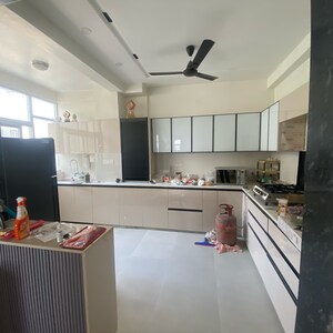 Kitchen in 3.5 BHK Apartment at Sector 46 – for Sale