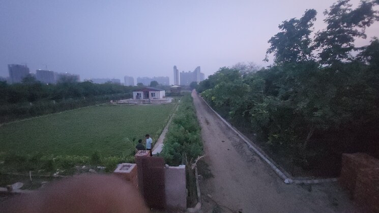 undefined, sector 150  1000 Sq.Yd. Plot In Sector 150 Noida 9446936