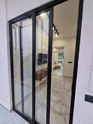 Building Lobby in 2 BHK Builder Floor at RWA Residential Society Sector 46, Sector 46 – for Rent