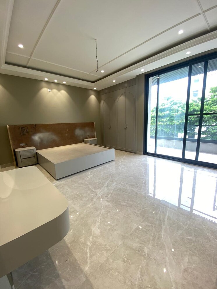 Room, tdi-the-retreat 4 Bedroom 278 Sq.Yd. Apartment In Sector 89 Faridabad 9446997