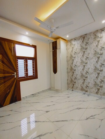 Bedroom in 2 BHK Builder Floor at Vikas Nagar – for Sale