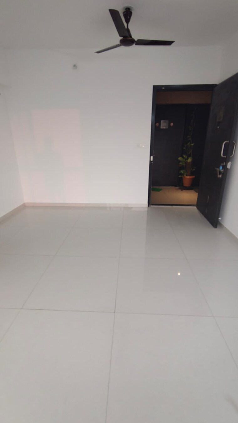 Room, lodha-palava-florea-a-to-d 1 Bedroom 500 Sq.Ft. Apartment In Dombivli East Thane 9447176