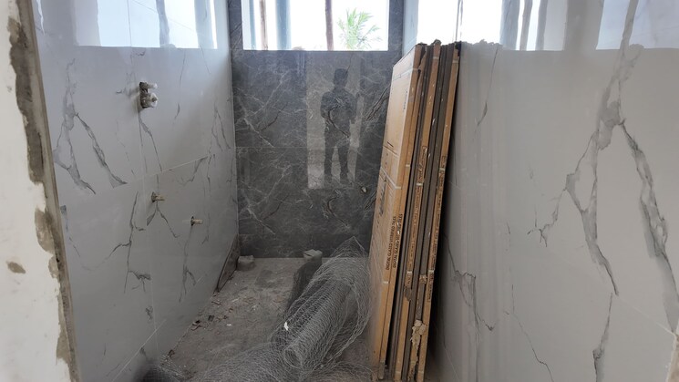 Attached Bathroom, vadapalani 2 Bedroom 910 Sq.Ft. Apartment In Vadapalani Chennai 9447161