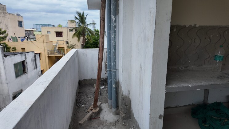 Balcony, vadapalani 2 Bedroom 910 Sq.Ft. Apartment In Vadapalani Chennai 9447161