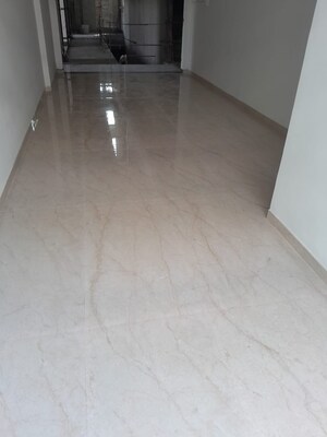 Room in  Shop at Malad West – for Sale