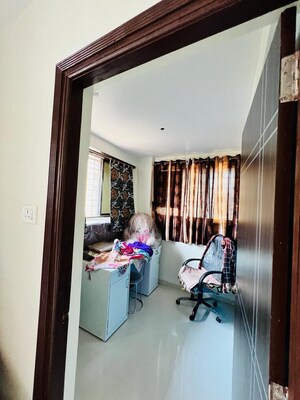 Furnished Amenities in 3 BHK Apartment at Gurukiran Apartment, Ghansoli – for Sale