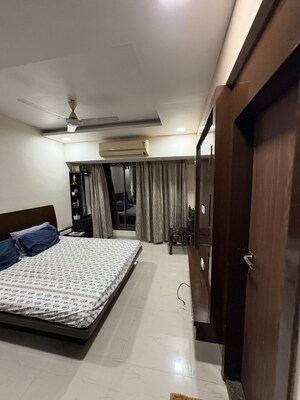 Bedroom in 2 BHK Apartment at Dahisar East – for Sale