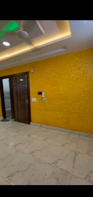 Room in 3 BHK Builder Floor at Mahavir Enclave 1 – for Sale