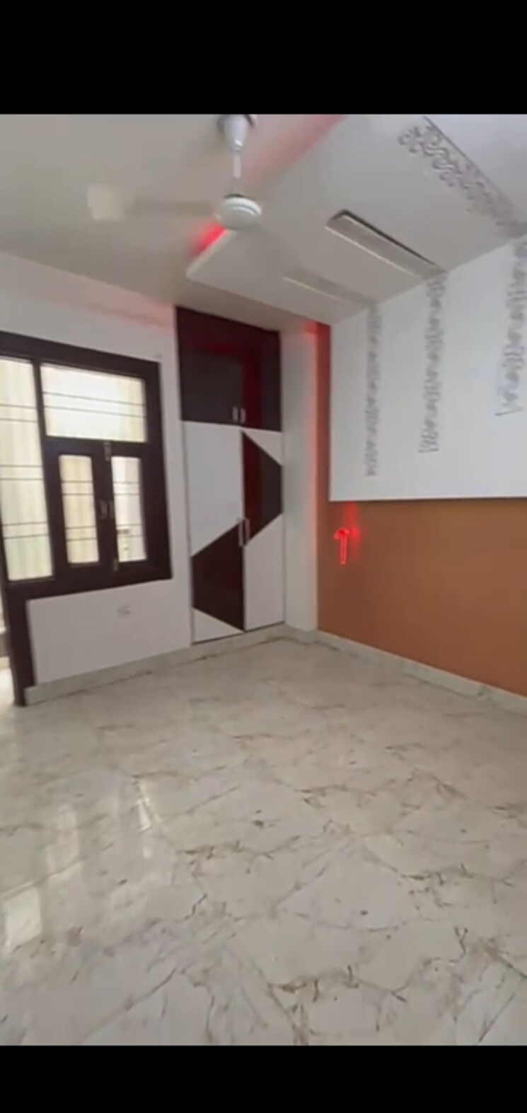 Room, mahavir enclave 1 3 Bedroom 900 Sq.Ft. Builder Floor In Mahavir Enclave 1 Delhi 9447384