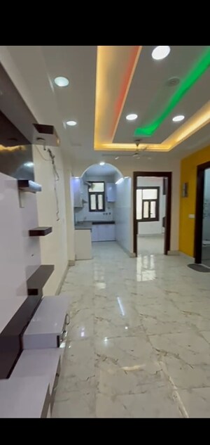 Building Lobby in 3 BHK Builder Floor at Mahavir Enclave 1 – for Sale