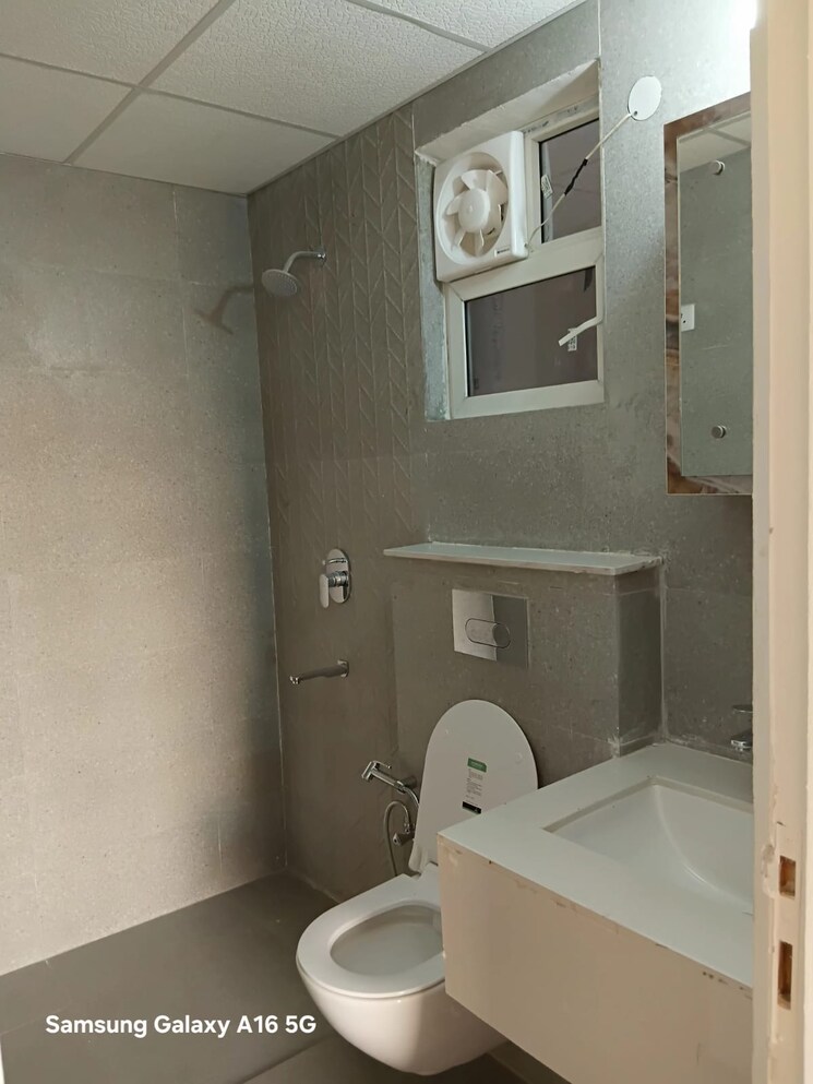 Bathroom, signature-global-city 3 Bedroom 1809 Sq.Ft. Apartment In Sector 37d Gurgaon 9447414