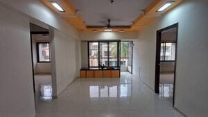 2 BHK Apartment For Rent in Kashish Park Apartment, Lal Bahadur Shastri Road