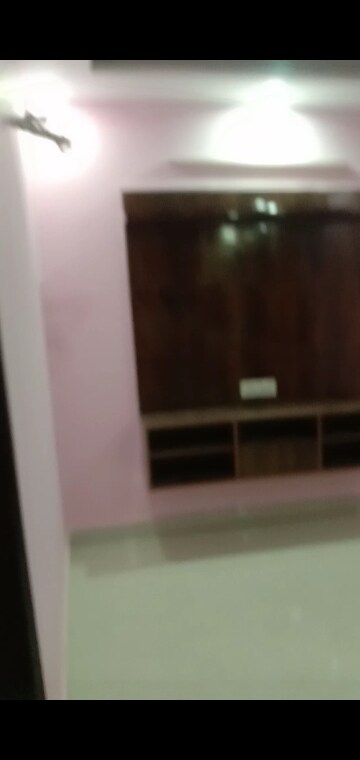 Furnished Amenities in 2 BHK Builder Floor at Dwarka Mor – for Rent