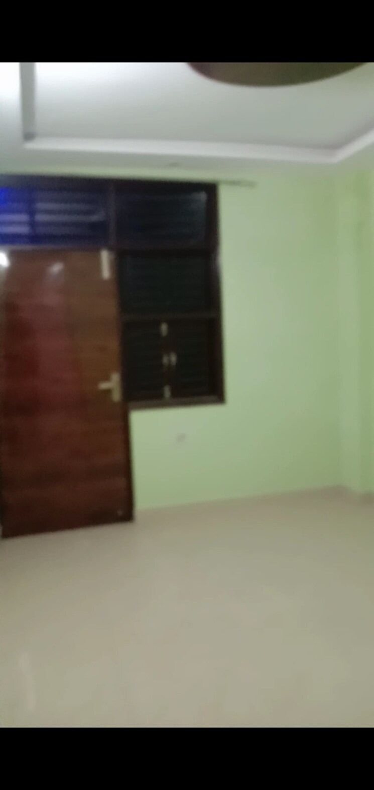 Room, dwarka mor 2 Bedroom 540 Sq.Ft. Builder Floor In Dwarka Mor Delhi 9447439