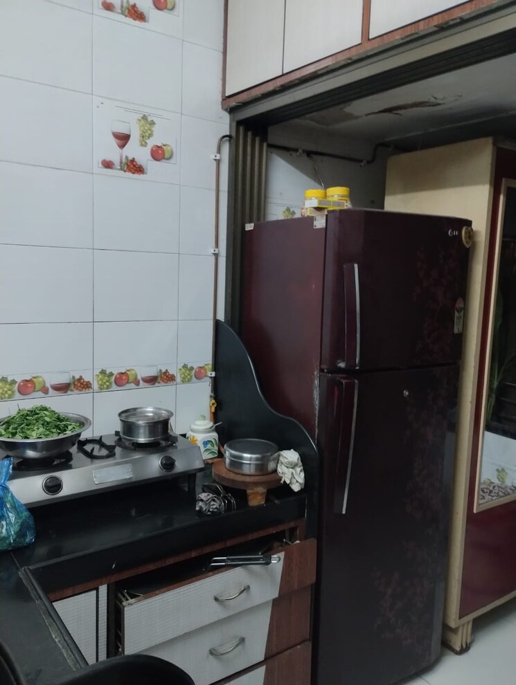Kitchen, prabhadevi 1 RK 280 Sq.Ft. Apartment In Prabhadevi Mumbai 9447455