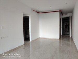 Room in 2 BHK Apartment at Kanakia Silicon Valley, Powai – for Rent