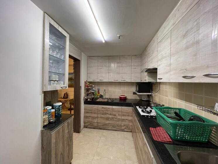  Parking, paras-seasons 3.5 Bedroom 1595 Sq.Ft. Apartment In Sector 168 Noida 9447456