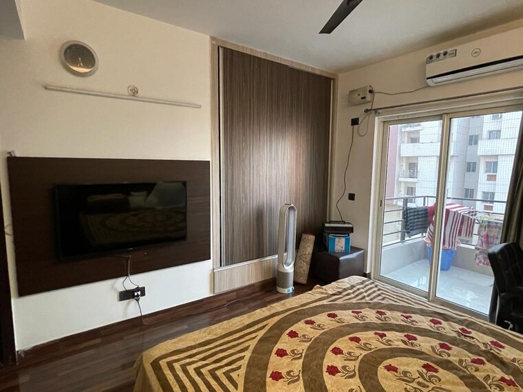 Bedroom, paras-seasons 3.5 Bedroom 1595 Sq.Ft. Apartment In Sector 168 Noida 9447456