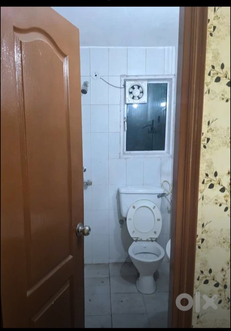 Bathroom, sushant golf city 3 Bedroom 1600 Sq.Ft. Independent House In Sushant Golf City Lucknow 9447460