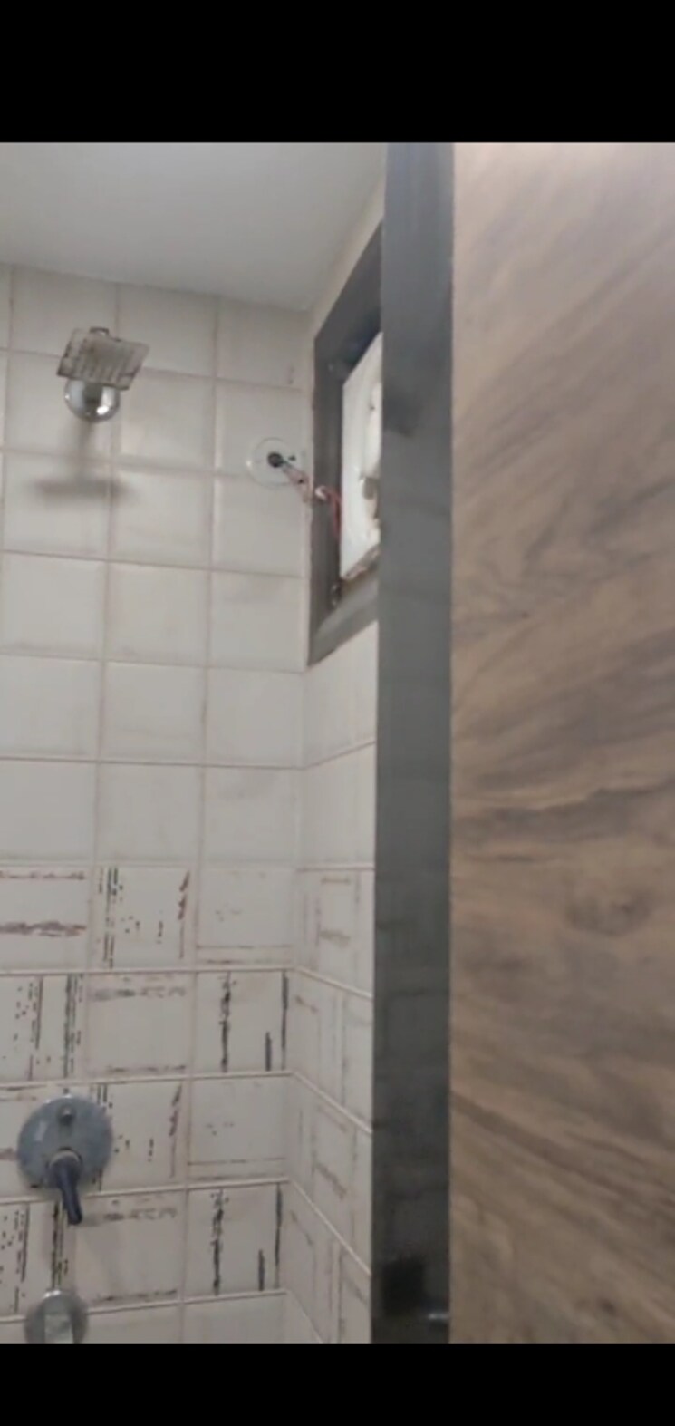 Bathroom, dwarka mor 2 Bedroom 450 Sq.Ft. Builder Floor In Dwarka Mor Delhi 9447467