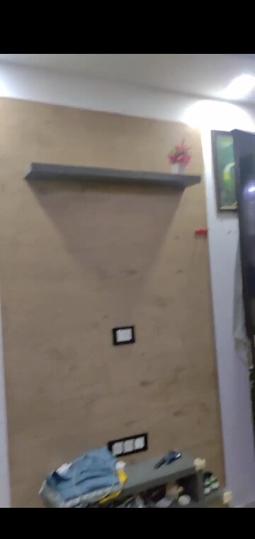 Furnished Amenities in 2 BHK Builder Floor at Dwarka Mor – for Sale