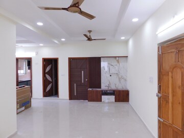 Living Room in 2 BHK Builder Floor at Kondapur – for Rent