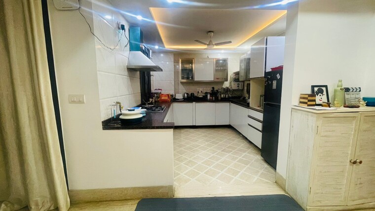 Kitchen, navjeevan vihar 3 Bedroom 2500 Sq.Ft. Apartment In Navjeevan Vihar Delhi 9447481