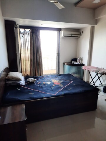 Bedroom in 5 BHK Apartment at Palm Paradise, Sanpada – for Sale