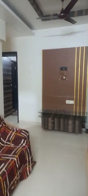 2 BHK Apartment For Rent in Dadar West