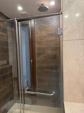  3 BHK Apartment at Nehru Enclave – for Rent