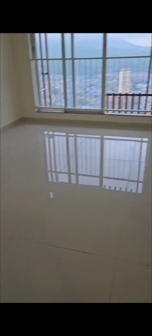 Room in 1 BHK Apartment at Godrej Nest Kandivali, Kandivali East – for Rent