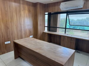 Room in  Office Space at Hoshangabad Road – for Rent