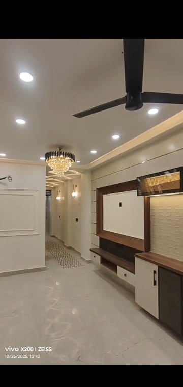 Kitchen in 3 BHK Builder Floor at Mahavir Enclave – for Sale