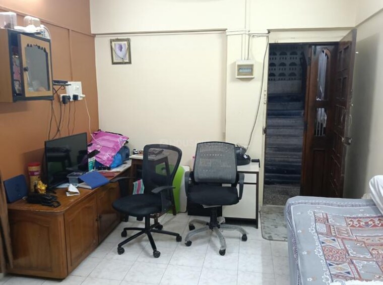 Room, rishikesh-chs 1 Bedroom 460 Sq.Ft. Apartment In Malad West Mumbai 9447600