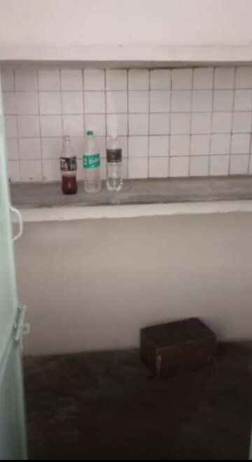 Bathroom in 1 BHK Builder Floor at Sector 18 – for Rent
